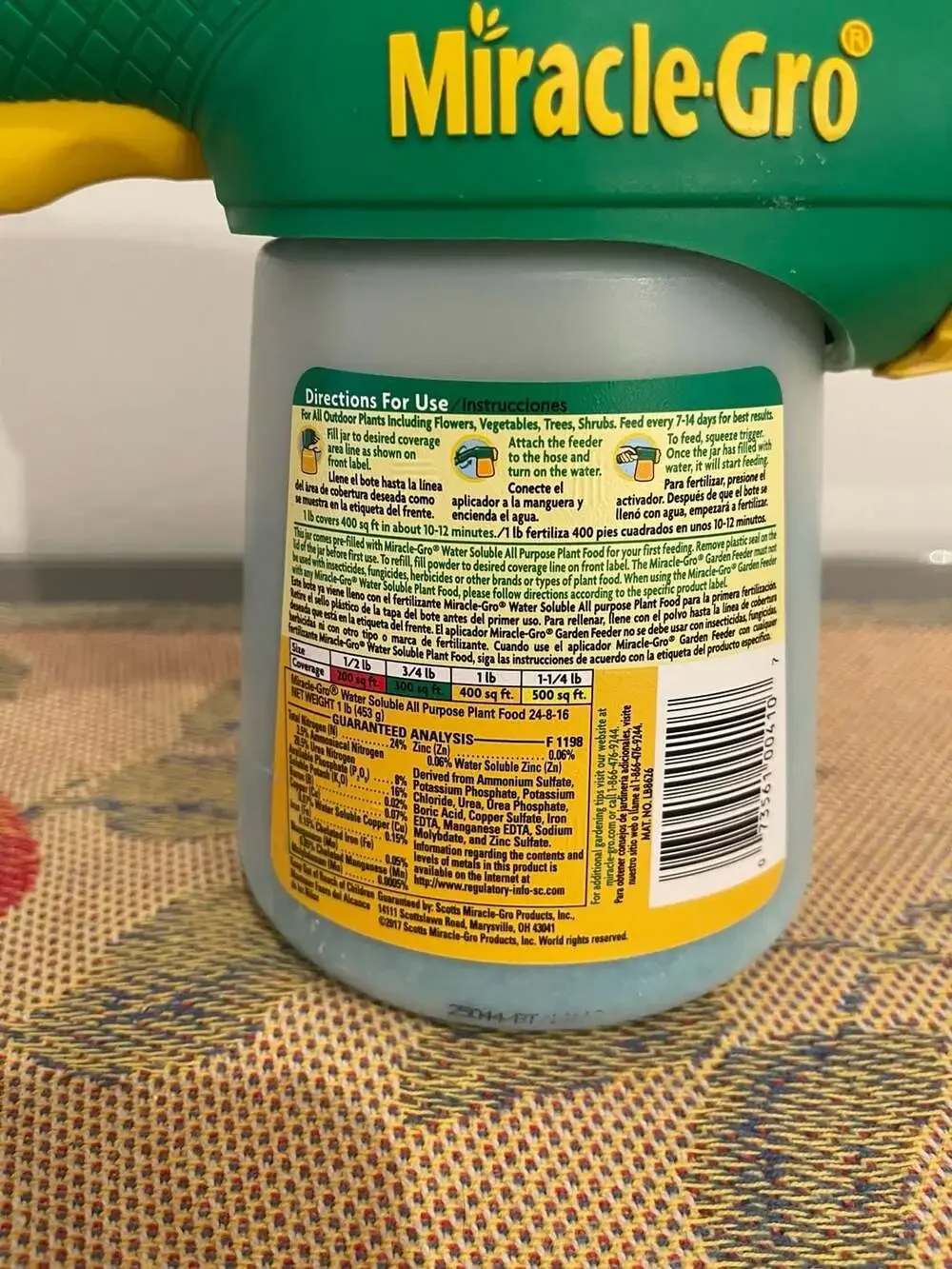 Miracle-Gro Garden Feeder Water Soluble All Purpose Plant Food (1 lb) - Picture 4 of 4